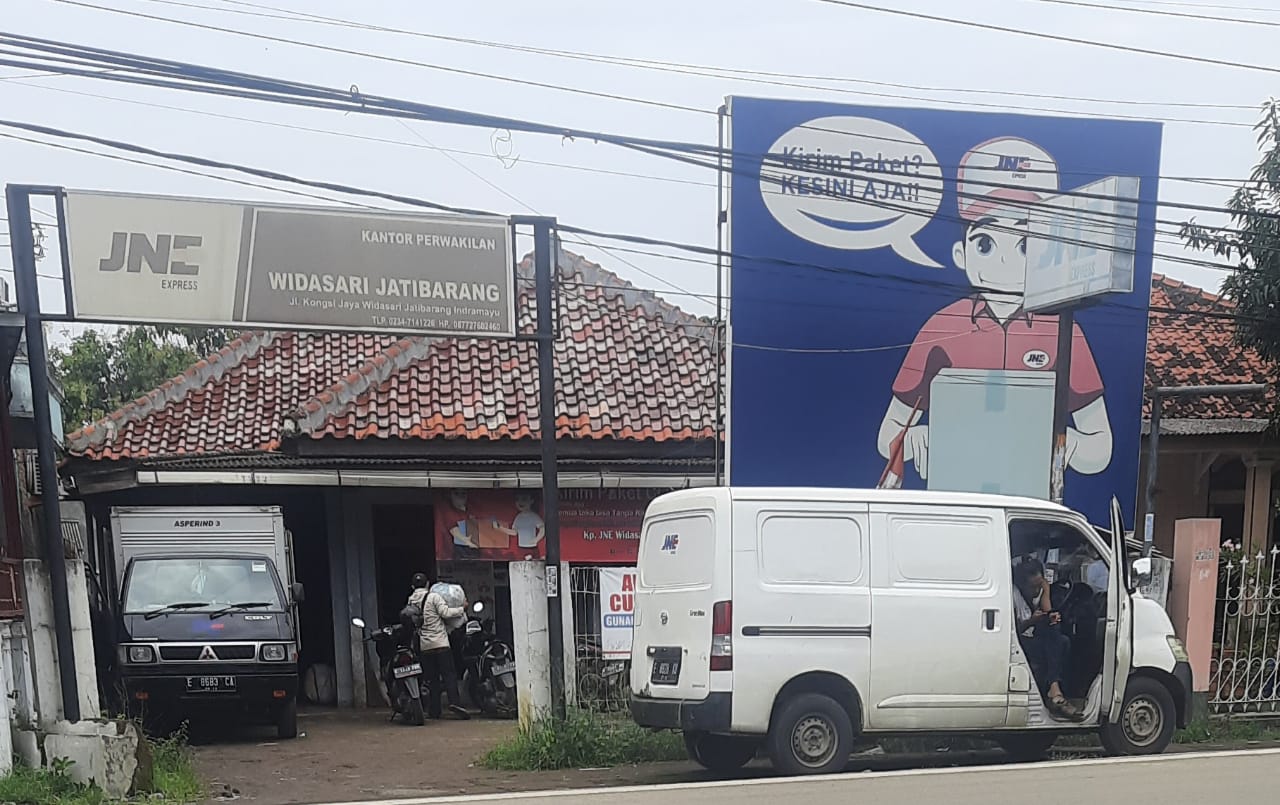 JNE Berkontribusi Pasarkan Produk UMKM Sampai Ke Pelosok Desa