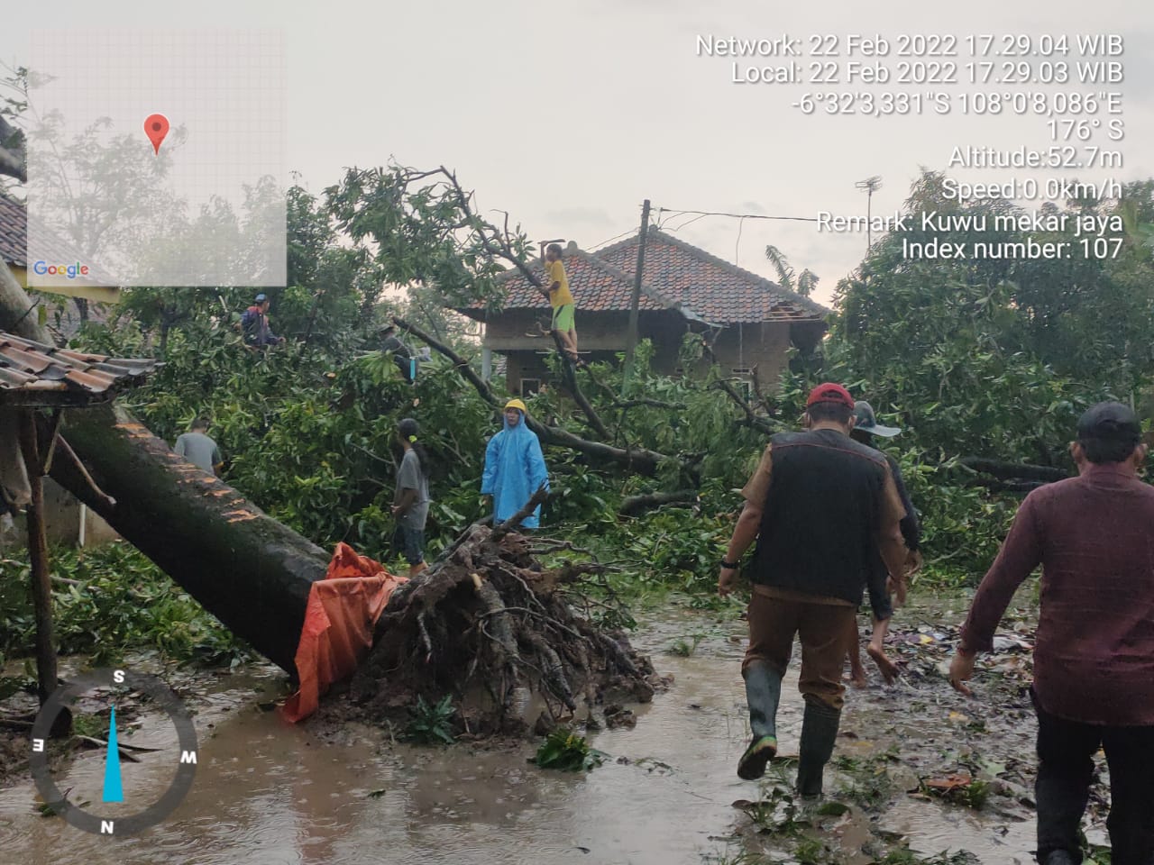 Angin Puting Beliung di Gantar Indramayu, Ratusan Rumah Rusak