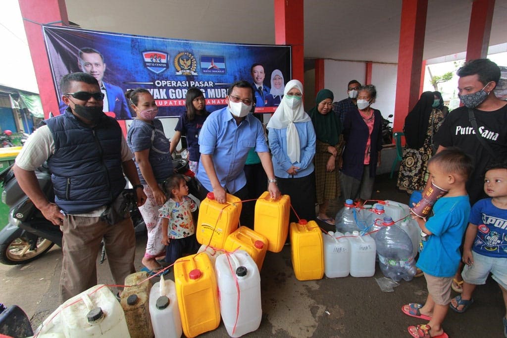 Minyak Goreng Susah, Hero Gelar Pasar Murah  