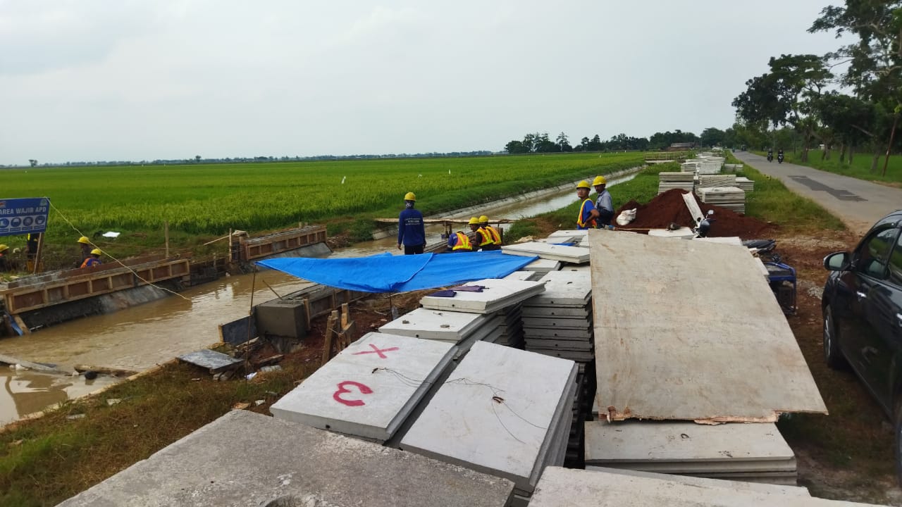 PT. Nidya Karya Fokus Pembuatan Saluran Pengelak