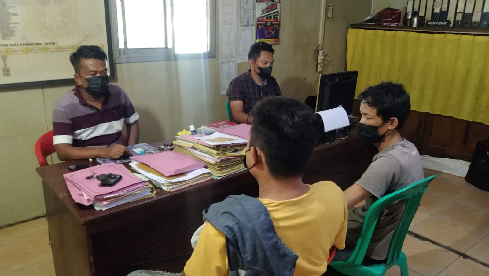 Pengedar Uang Palsu Beraksi di Indramayu, Pura-pura Beli Rokok