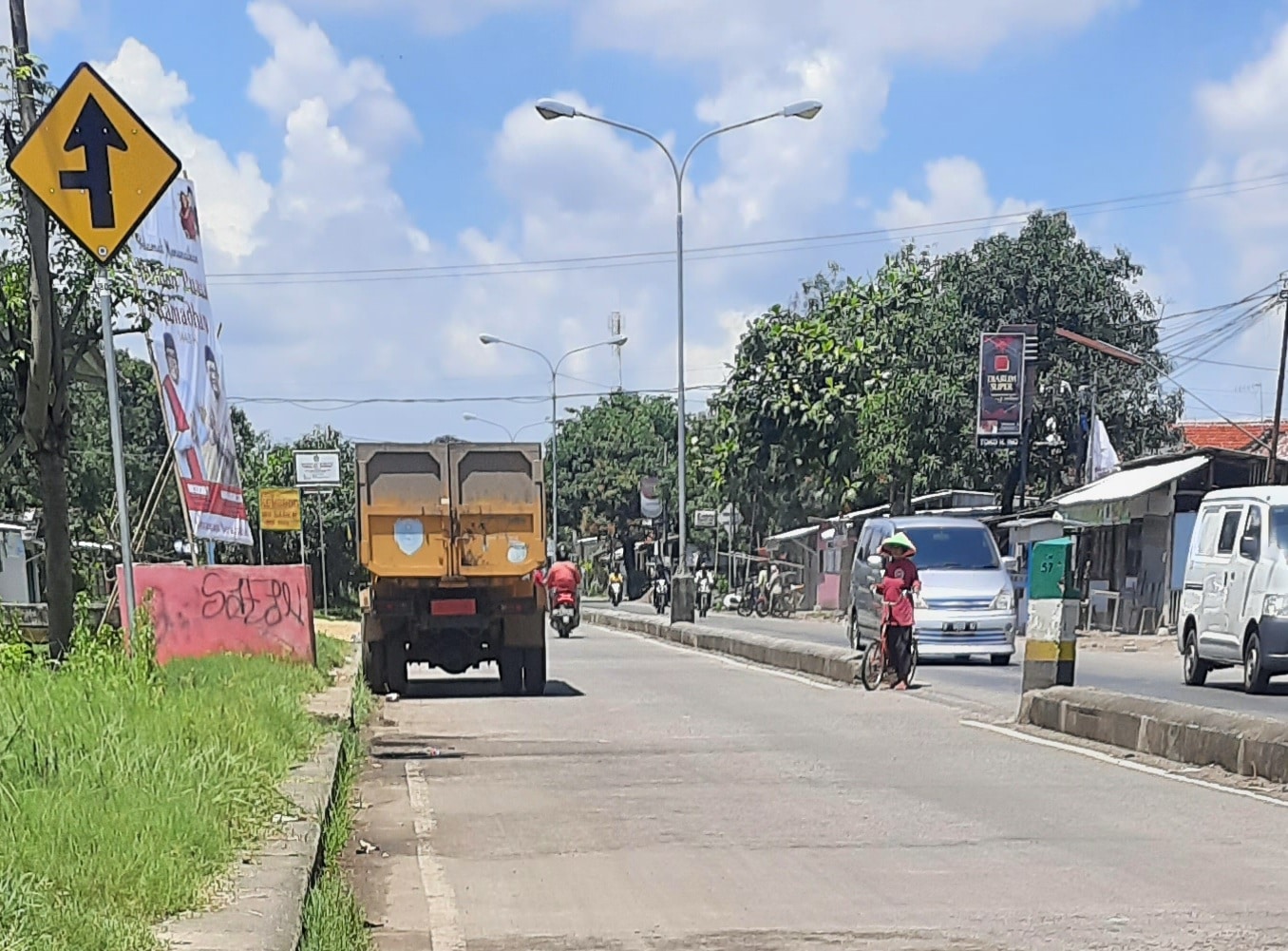 Ramadan, Petugas Kebersihan Tetap Kerja Full Tangani Sampah